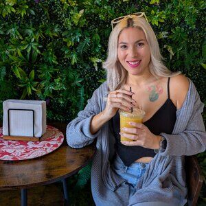 Meet your Posher, Rosa